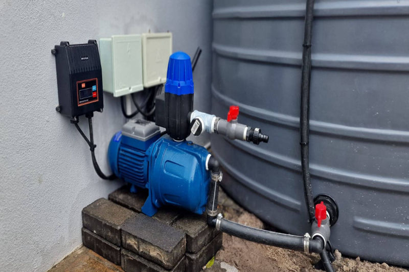 Wellpoint and borehole pump